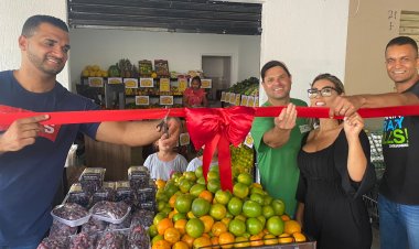 Vereador Léo da Academia Inaugura sacolão social em Contagem em Contagem