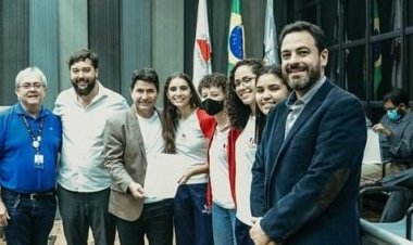 Alunos do Colégio Santo Agostinho levam Indicação para Câmara de Contagem