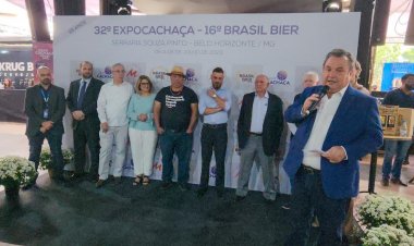 Governo de Minas lança projeto de promoção da cachaça de qualidade
