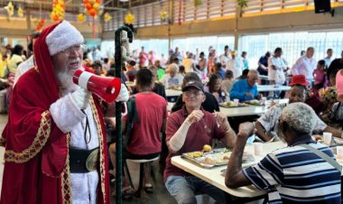 Almoço de Natal dos Restaurantes Populares reúne mais de 3 mil pessoas